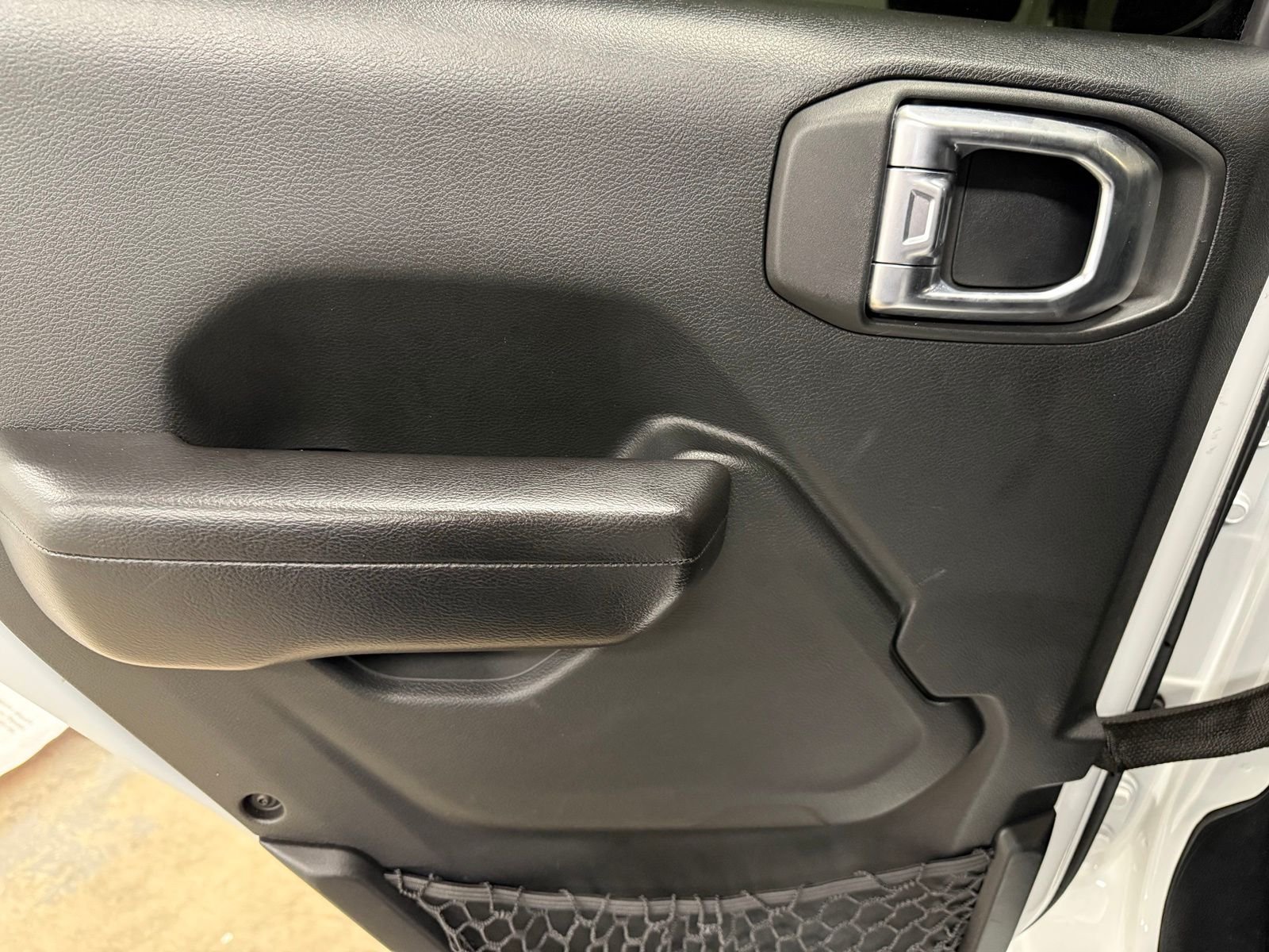 Used 2020 White Jeep Unlimited Willys image 24