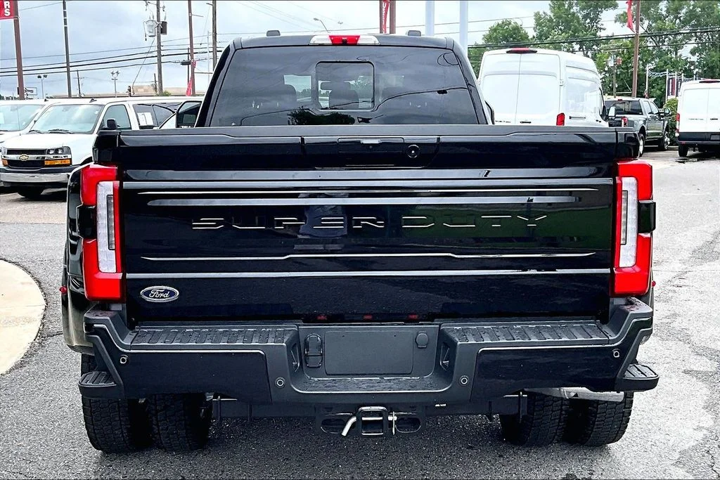 New 2026 Agate Black Metallic Ford F-450® Platinum® image 4