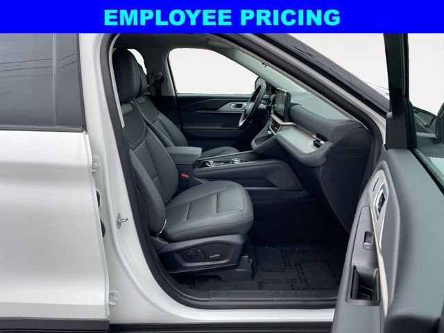 New 2026 White Ford Active image 15
