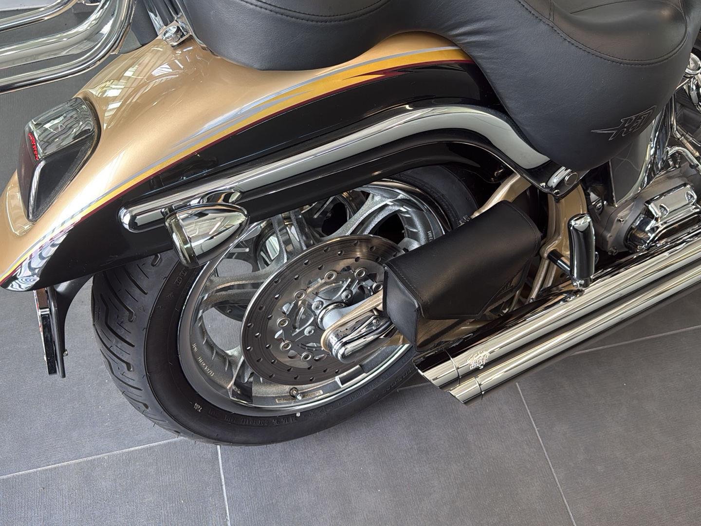 Used 2003 gold Harley Davidson Screaming Eagle image 6