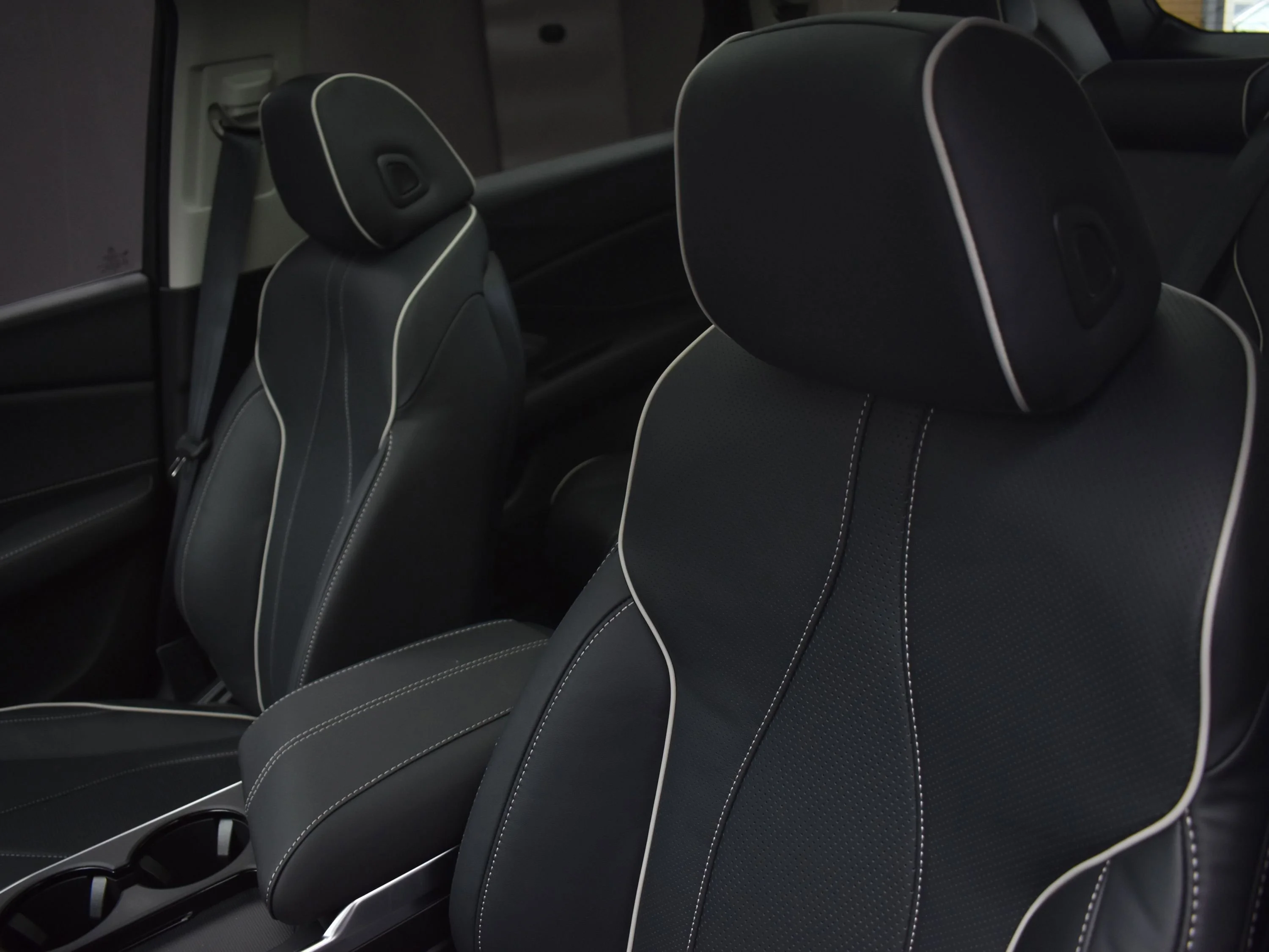 New 2026 Majestic Black Pearl Acura w/Advance Package image 21