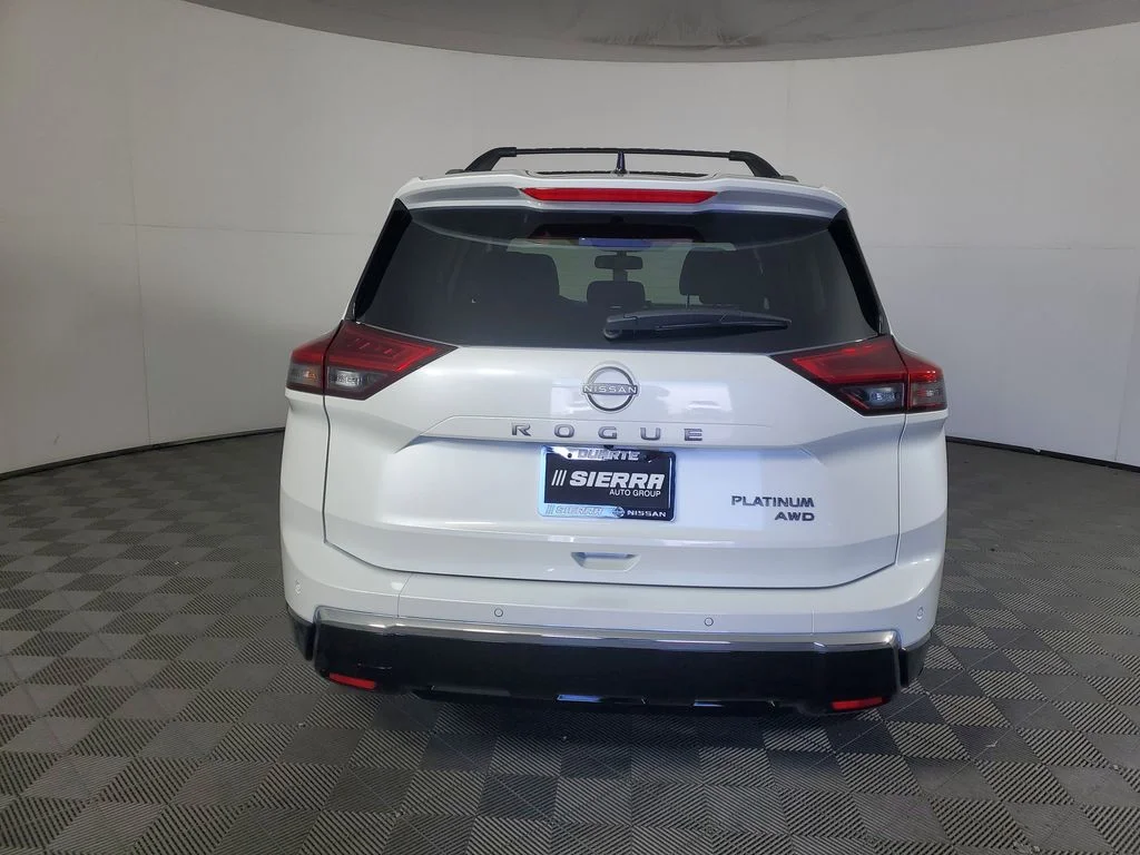 New 2026 White Nissan Platinum image 5