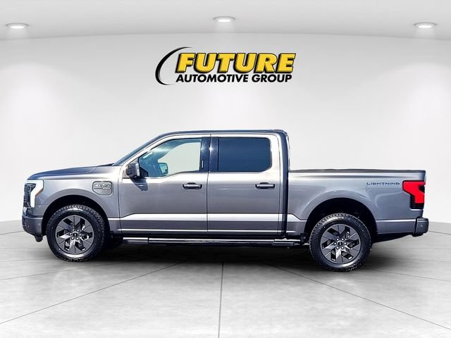 Used 2023 Gray Ford Lariat image 7