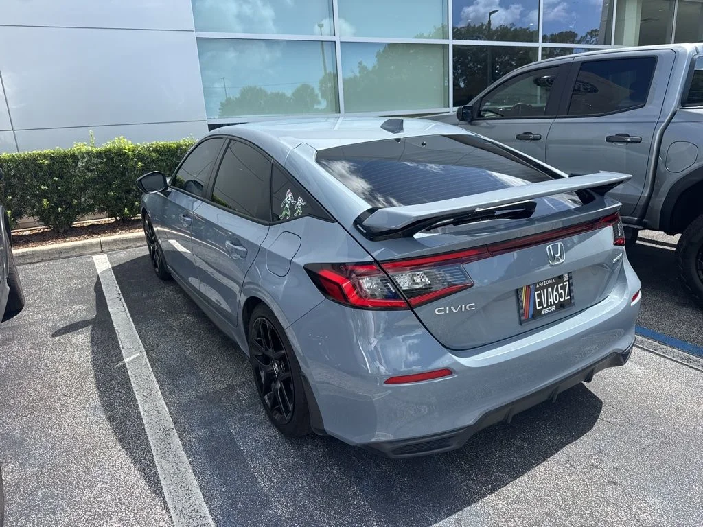 Used 2023  Honda Sport image 3