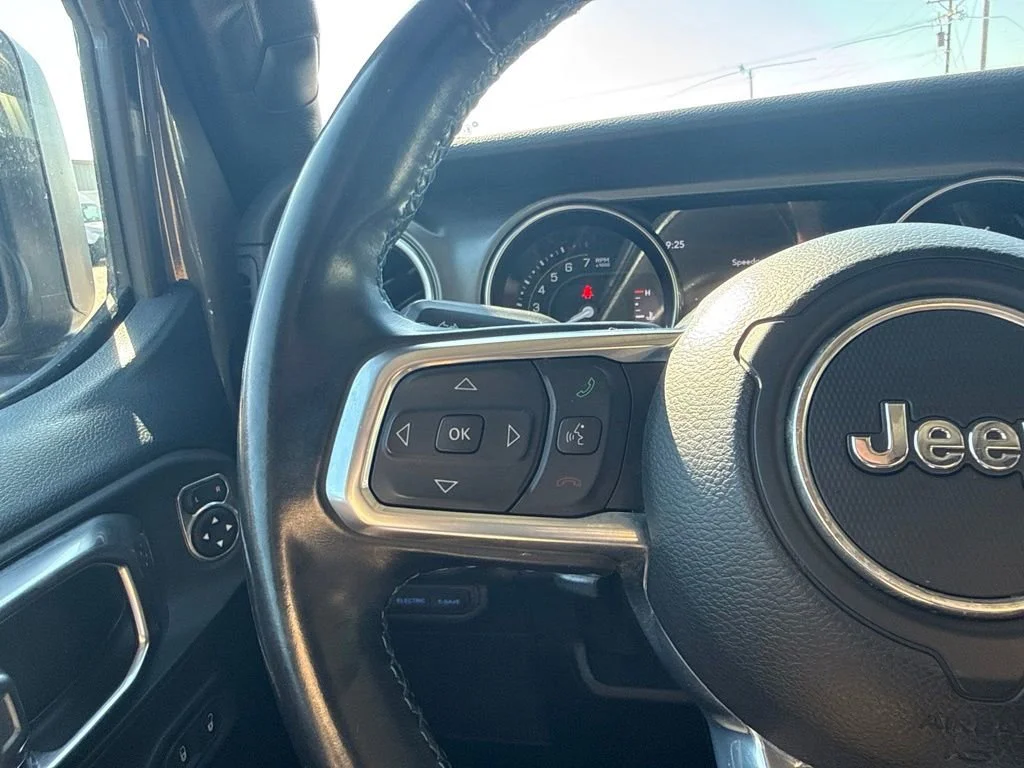 Used 2022 Gray Jeep Unlimited Rubicon image 14