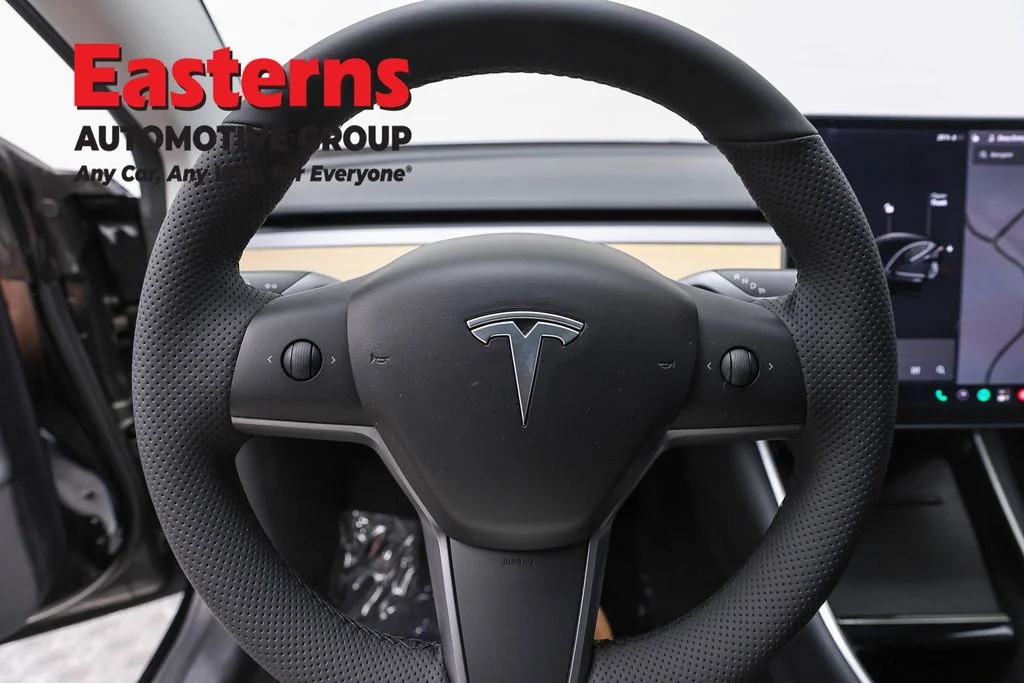 Used 2020 Black Tesla Long Range image 10