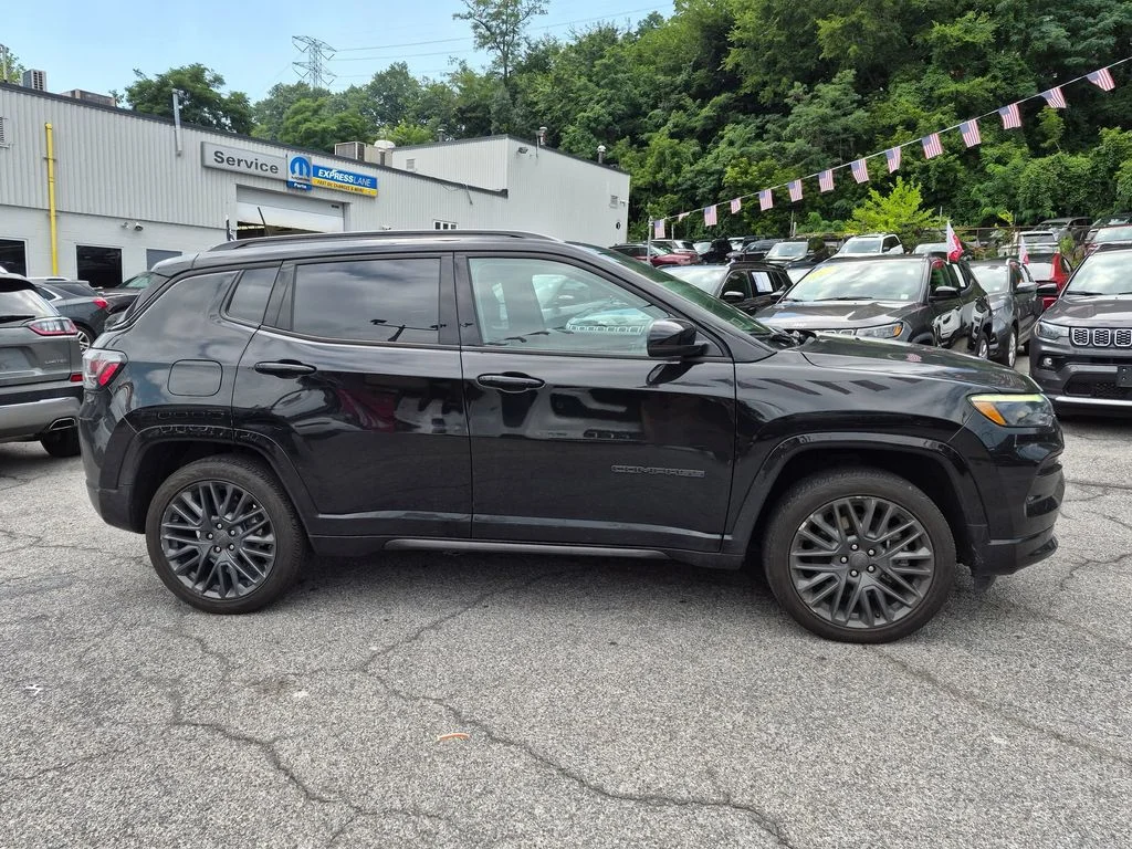 Used 2023 Black Jeep Limited image 5