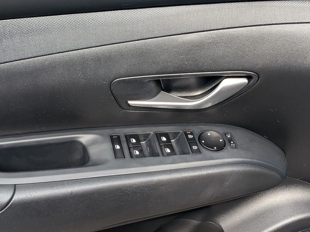 Used 2025 Blue Hyundai SEL Convenience image 14