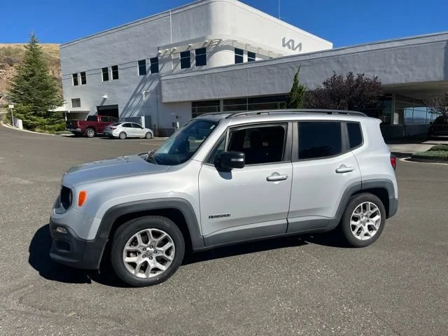 Used 2017 Glacier Metallic Jeep Latitude image 1