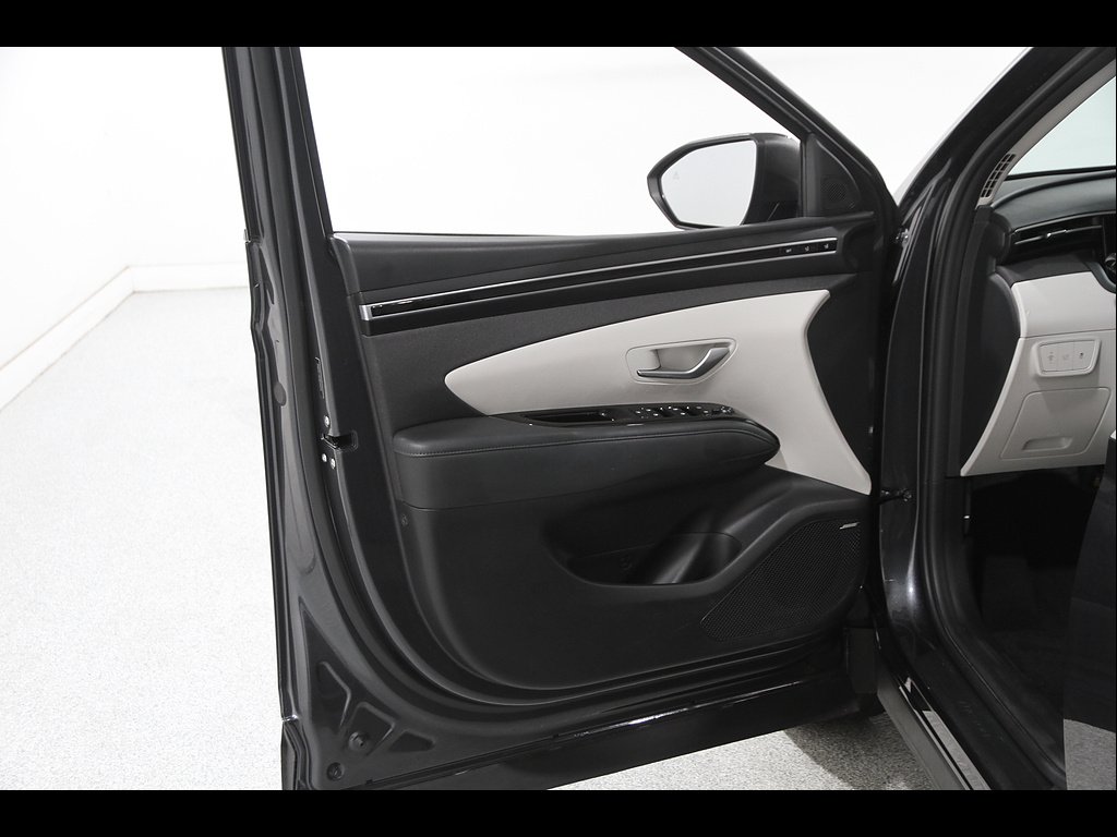 Used 2024 Portofino Gray Metallic Hyundai Limited image 4