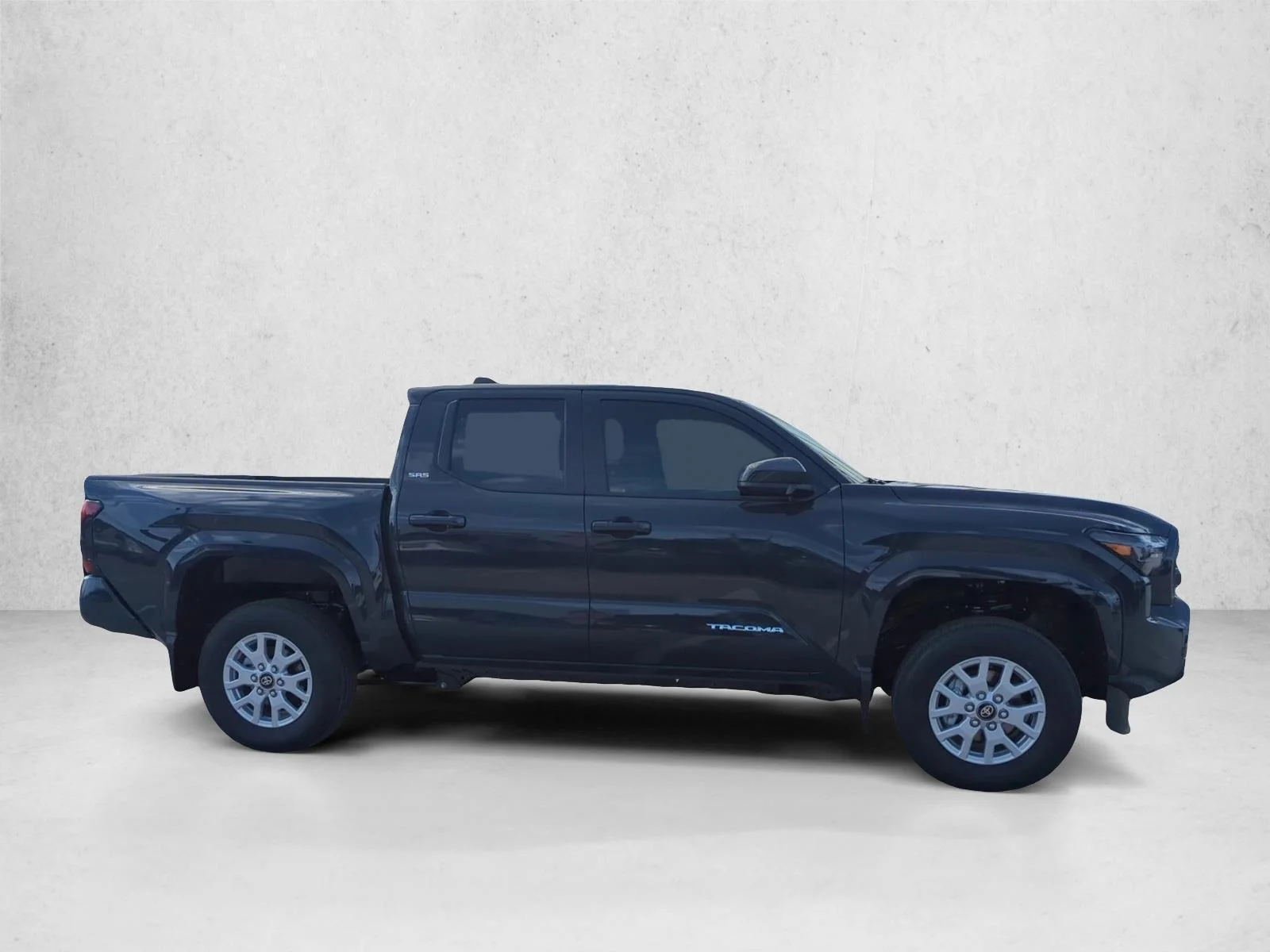 Used 2026 Underground Toyota SR5 image 4