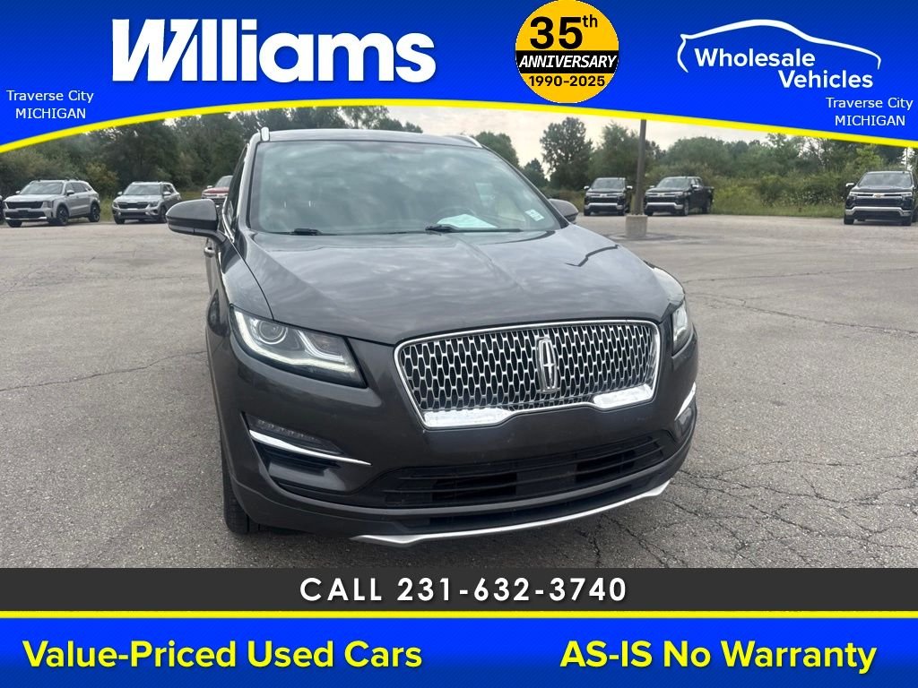 Used 2019  Lincoln Select image 8