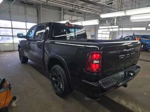 Used 2025 Diamond Black Crystal Pearlcoat Ram Big Horn image 6