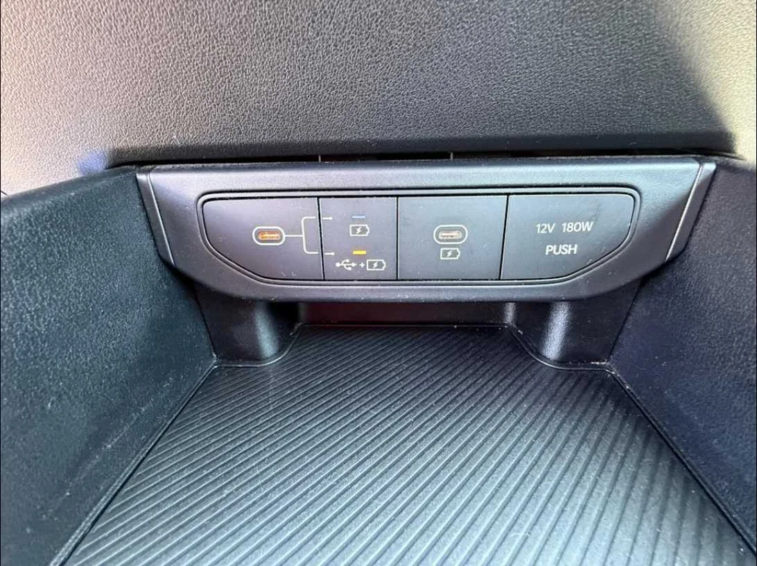Used 2025 Interstellar Gray Kia LXS image 26