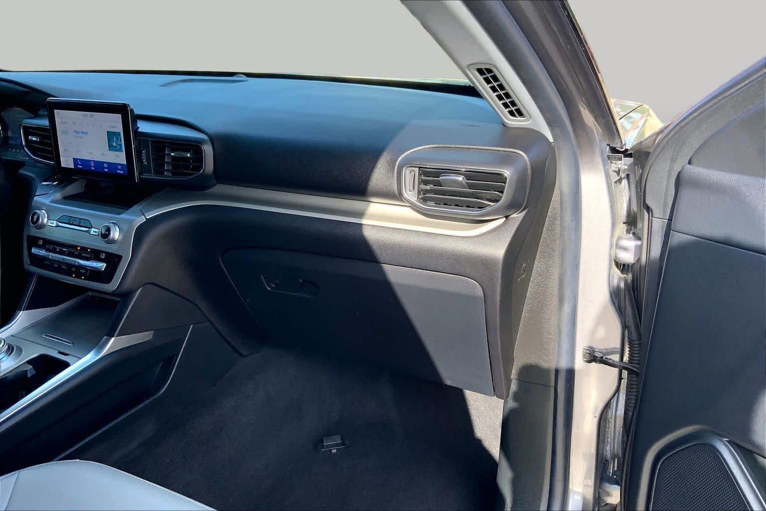 Used 2021 Carbonized Gray Metallic Ford XLT image 18