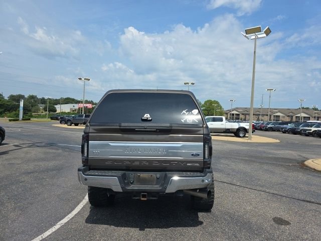 Used 2017 Caribou Metallic Ford King Ranch image 4