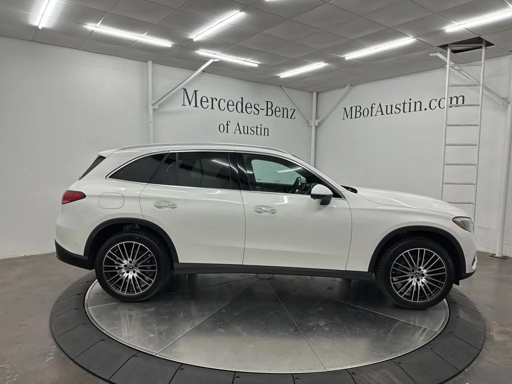 Used 2026 White Mercedes-Benz GLC 300 image 8