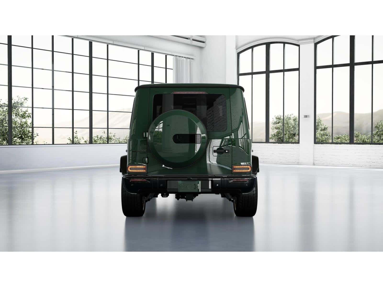 New 2027 MANUFAKTUR Deep Green Non-Metallic Mercedes-Benz AMG® G 63 image 24