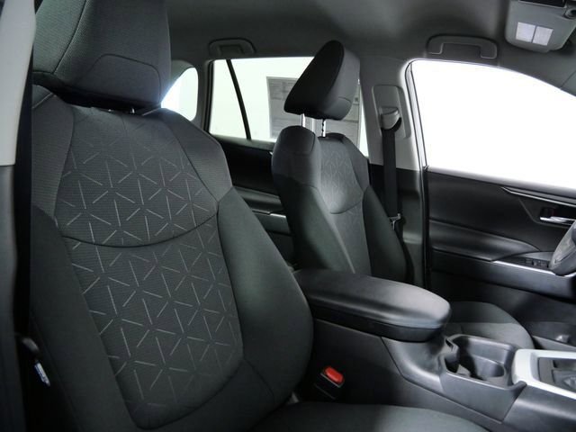 Used 2020 Black Toyota XLE image 12