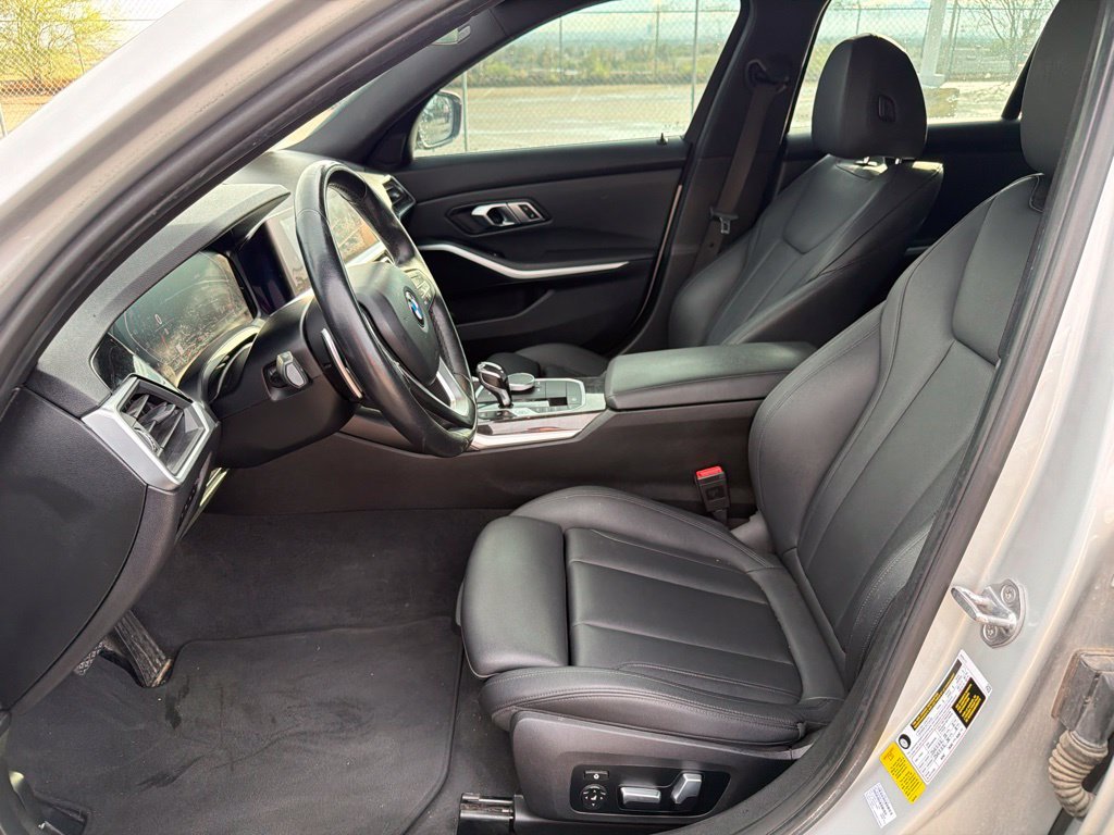 Used 2019 Silver BMW 330i image 13