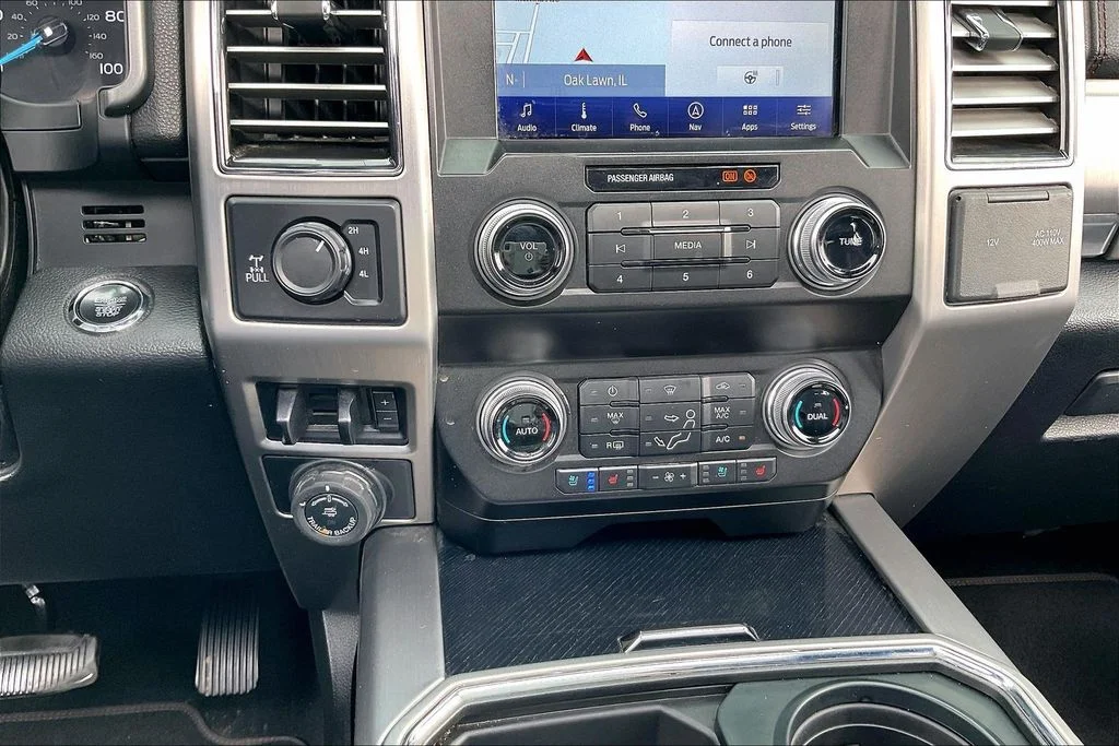 Used 2020 White Ford Platinum image 35