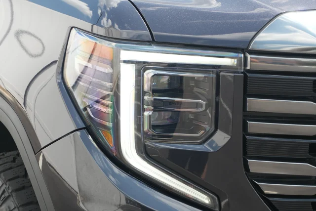 Used 2023 Silver GMC AT4 image 38