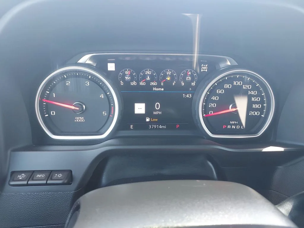 Used 2022 Blue Chevrolet LTZ image 21