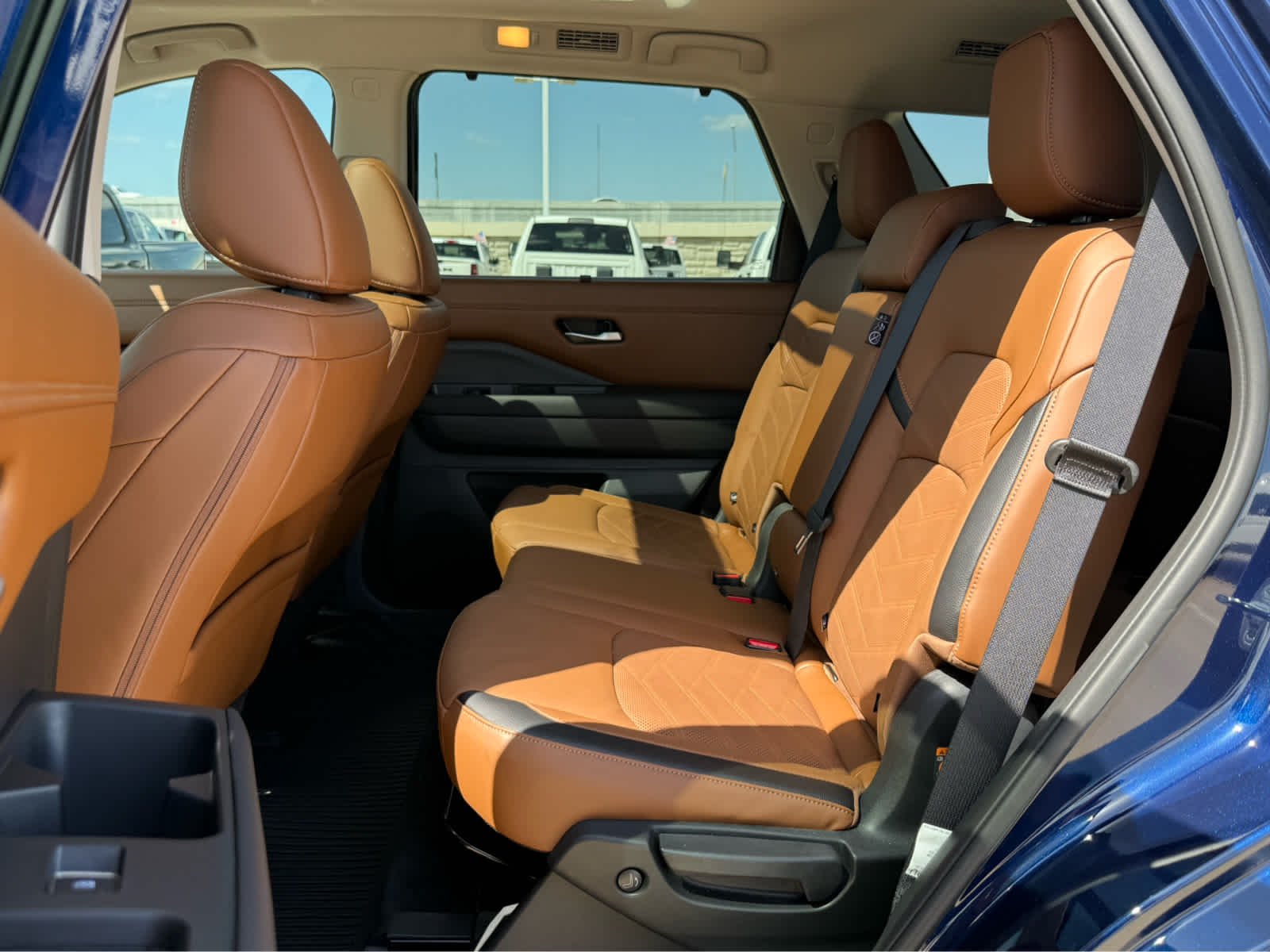 Used 2025 Deep Ocean Blue Pearl Nissan Platinum image 13
