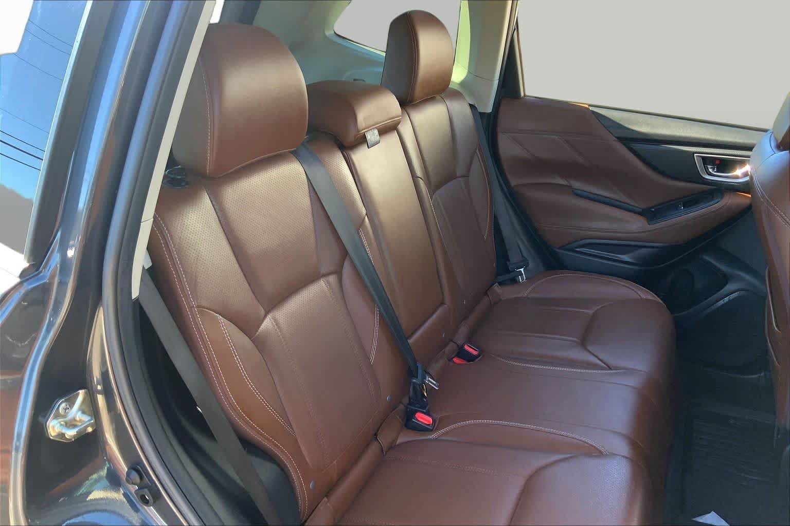 Used 2020 Magnetite Gray Metallic Subaru Touring image 17