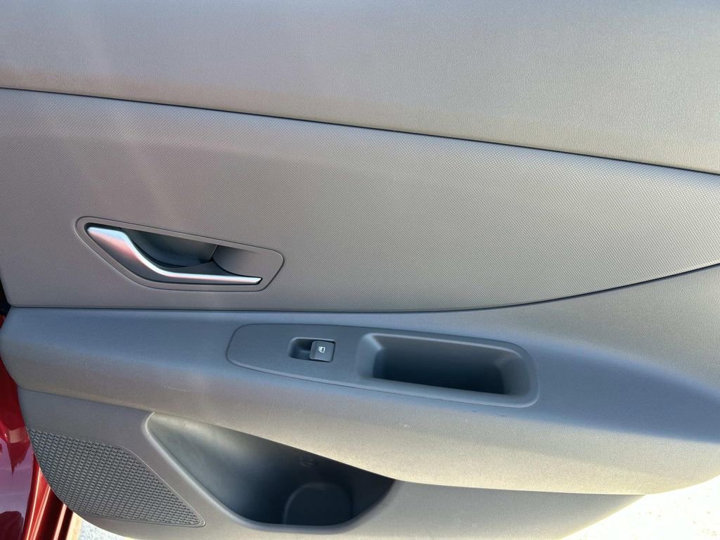 Used 2024 Ultimate Red Hyundai SEL image 18
