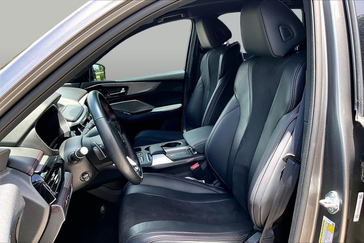 Used 2022 Liquid Carbon Metallic Acura Type S image 8