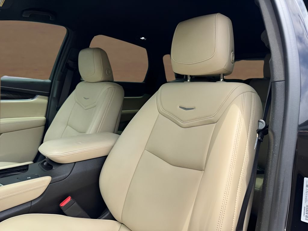 Used 2018 Black Cadillac Base image 11