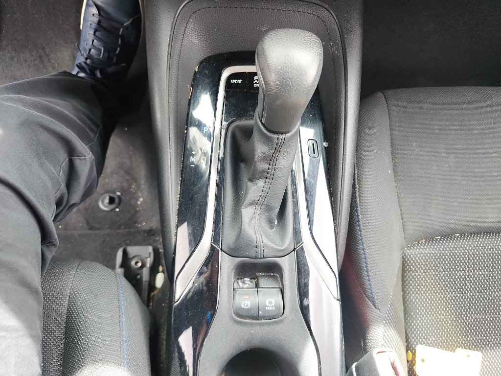 Used 2020 Celestite Toyota SE image 27