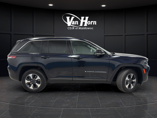 Used 2024 Jeep Grand Cherokee 4xe with VIN 1C4RJYB61RC712727 for sale in Manitowoc, WI