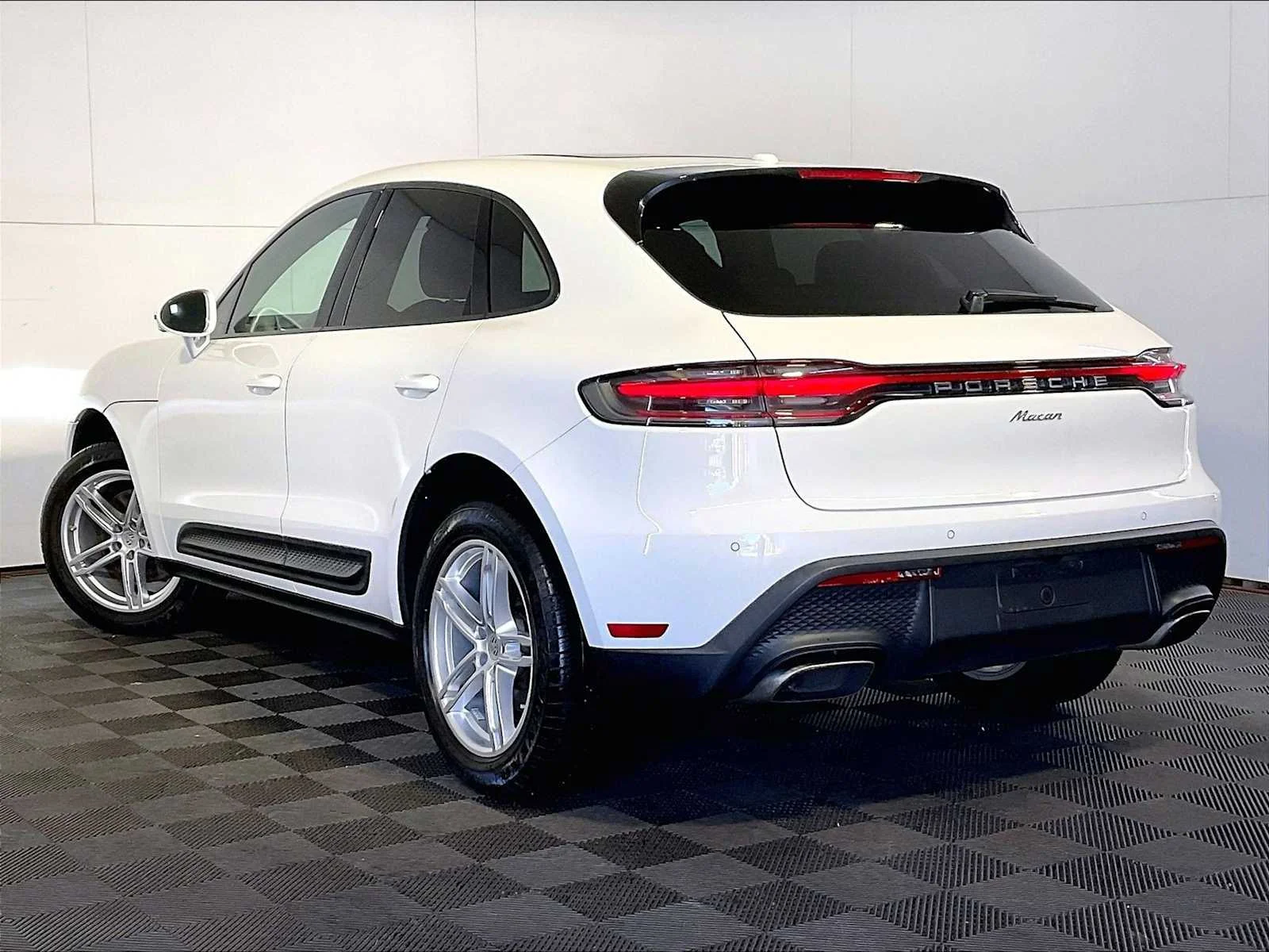 Certified Used 2023 White Porsche  image 3