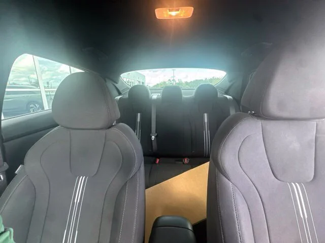 Used 2025 Gray Hyundai SEL Sport image 17