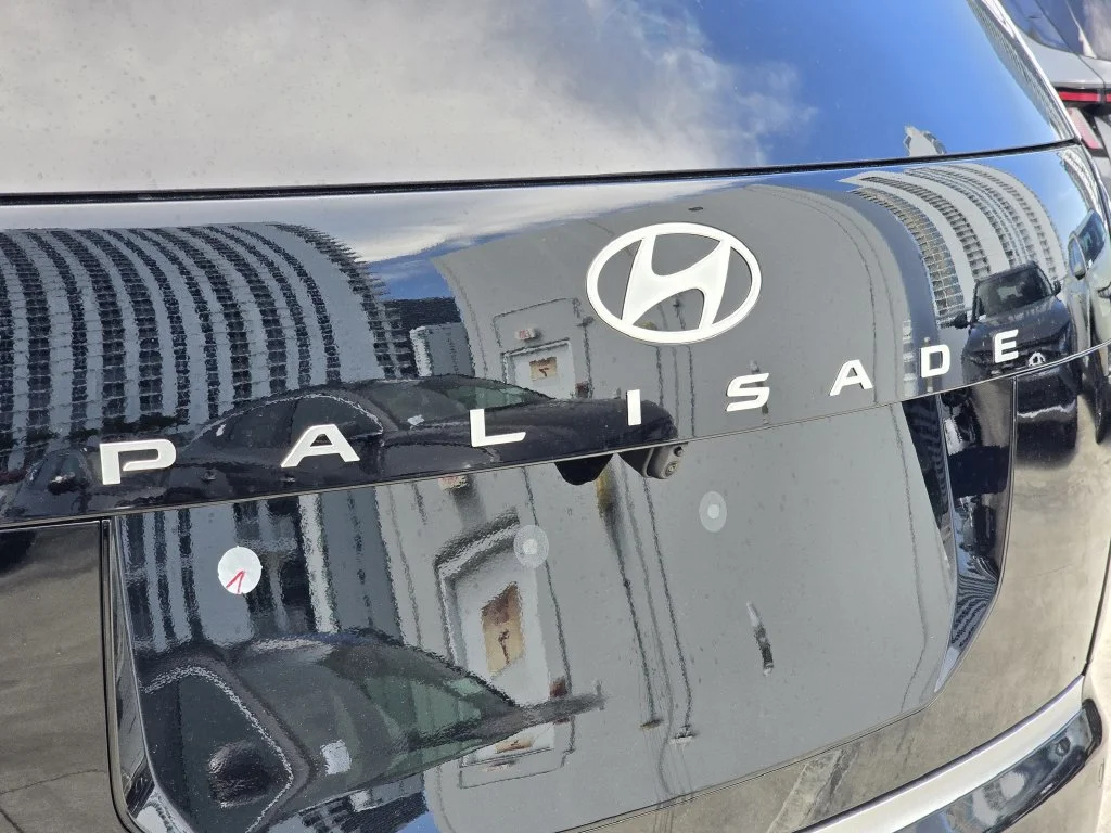 New 2027 Black Hyundai SEL image 6
