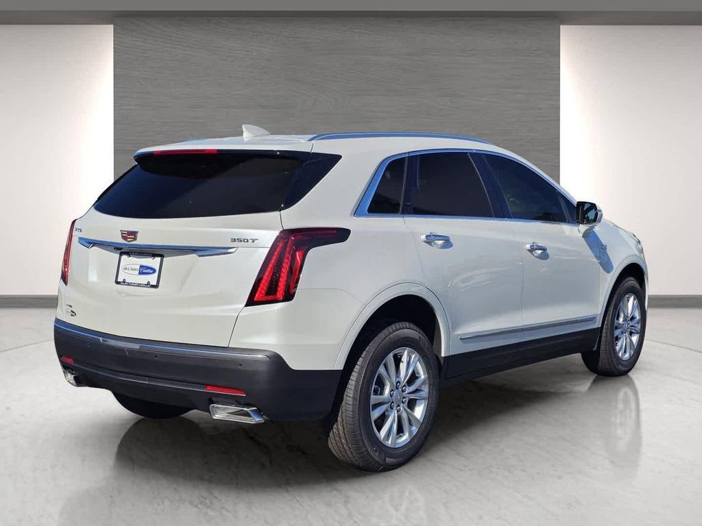 2026 Cadillac XT5 Luxury - Photo 9