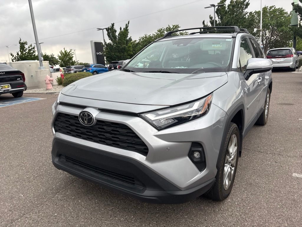 Used 2023 Silver Toyota XLE Premium image 3
