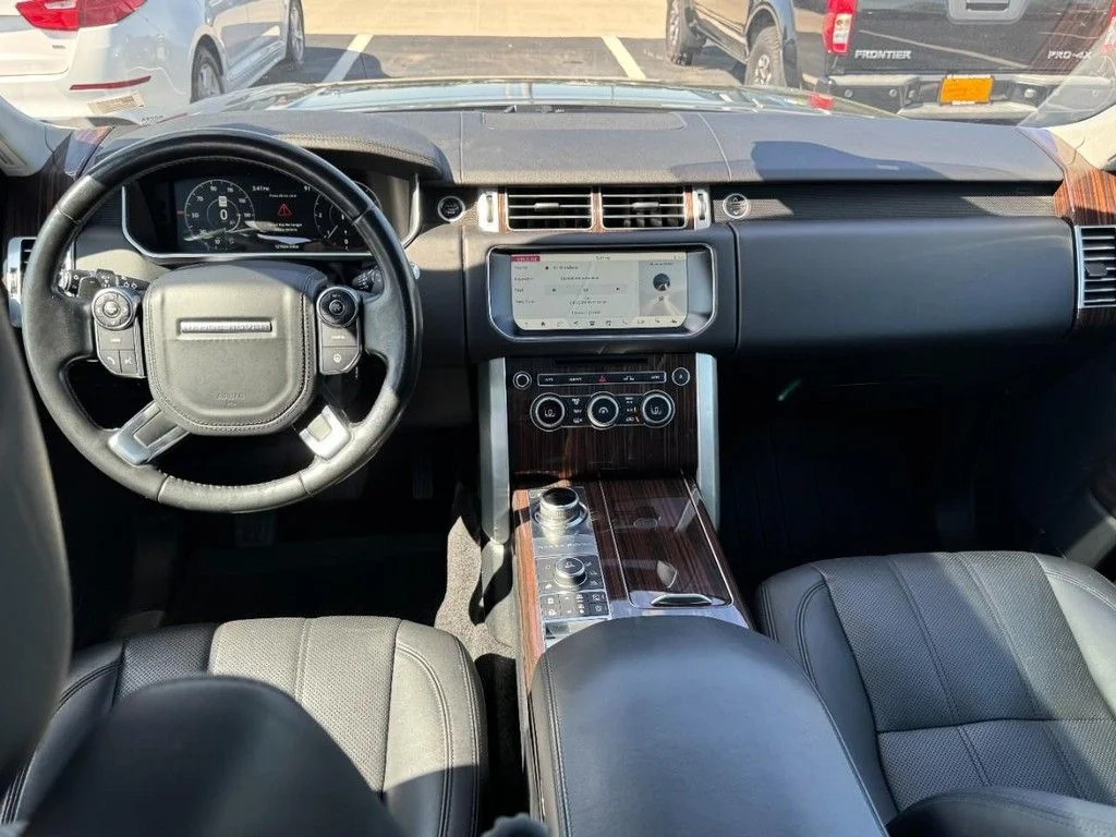 Used 2017 Santorini Black Land Rover HSE image 13