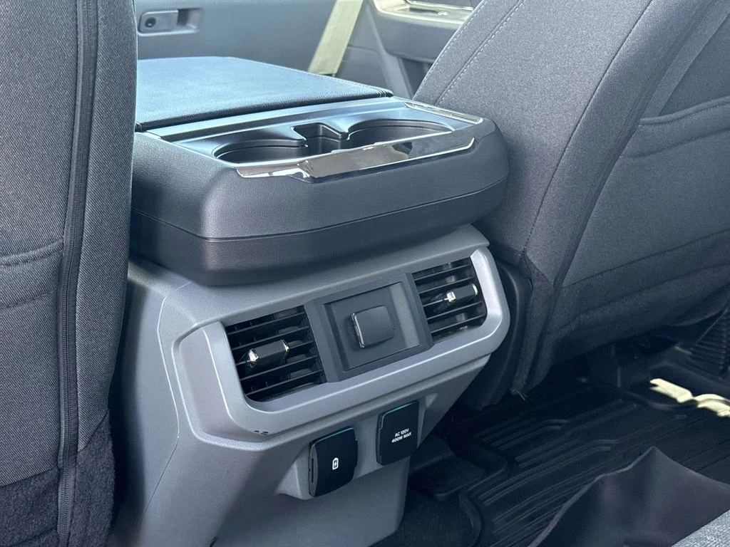 Used 2024 Gray Ford XLT image 20