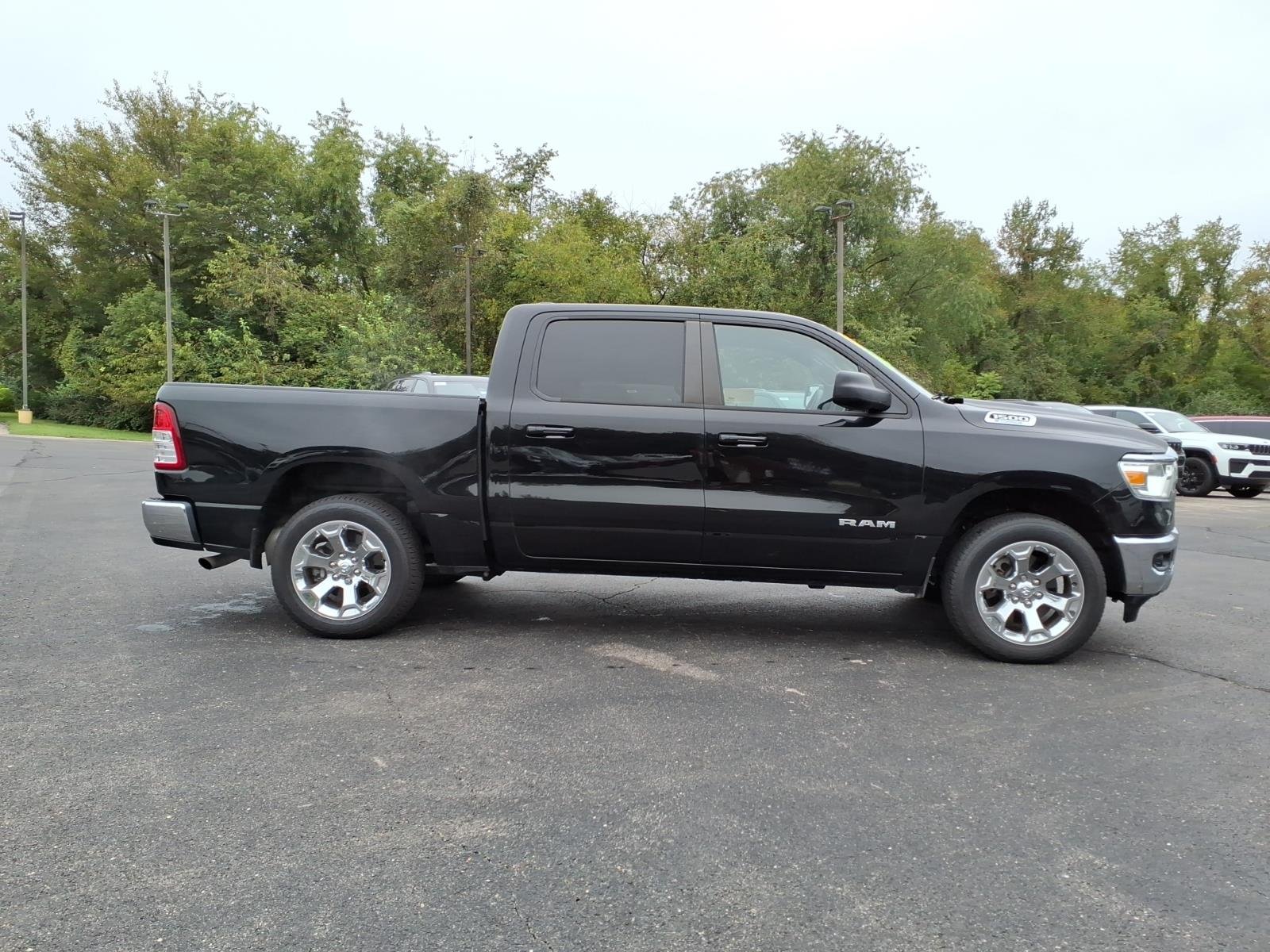 Certified Used 2022 Diamond Black Crystal Pearl Coat Ram Big Horn image 8
