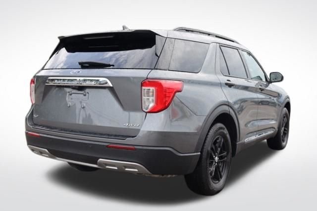Used 2022 Gray Ford XLT image 9