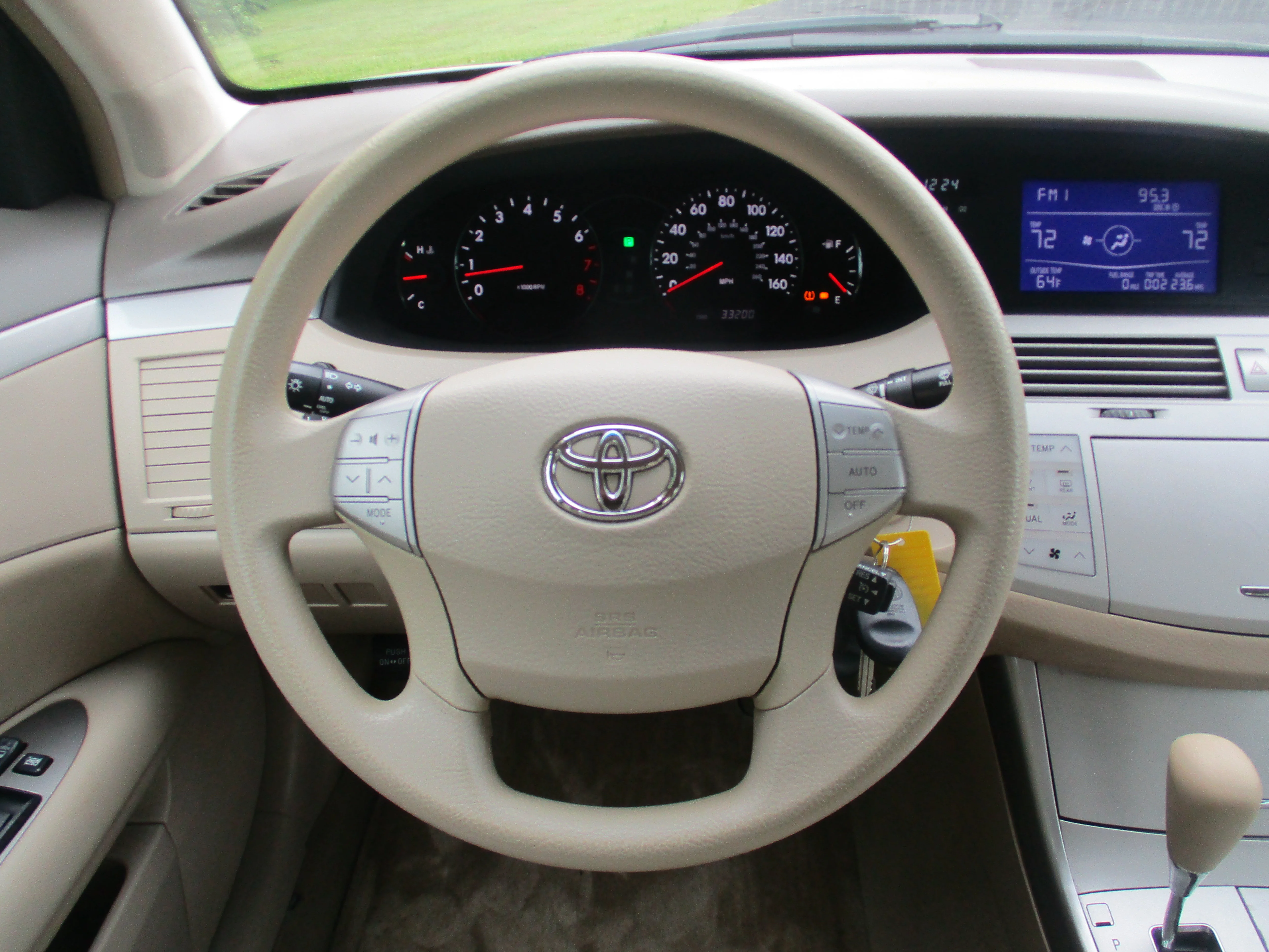 Used 2007 Beige Toyota  image 8