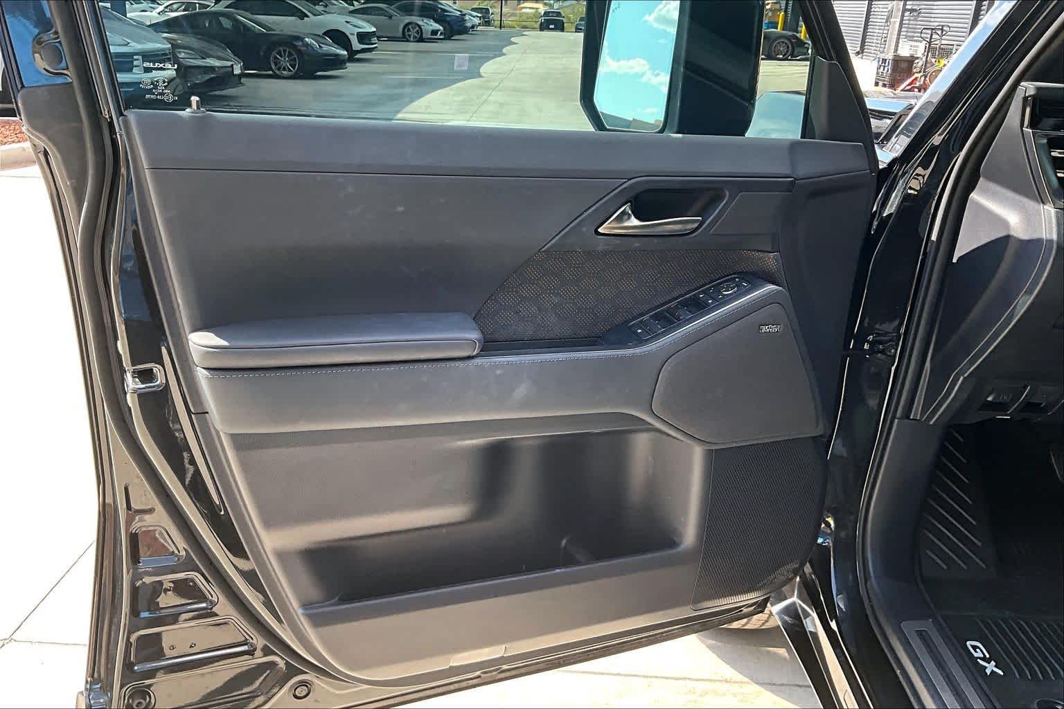 Used 2024 Caviar Lexus Luxury+ image 19