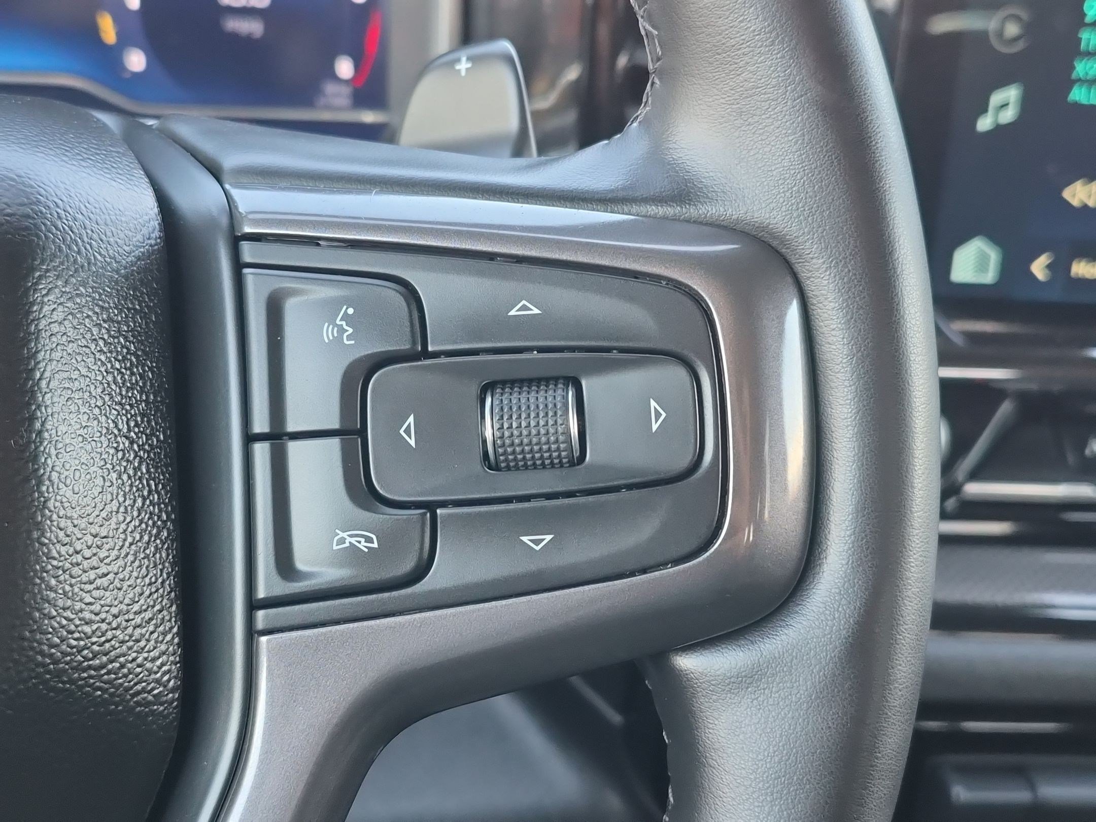 Certified Used 2024 Slate Gray Metallic Chevrolet ZR2 image 18