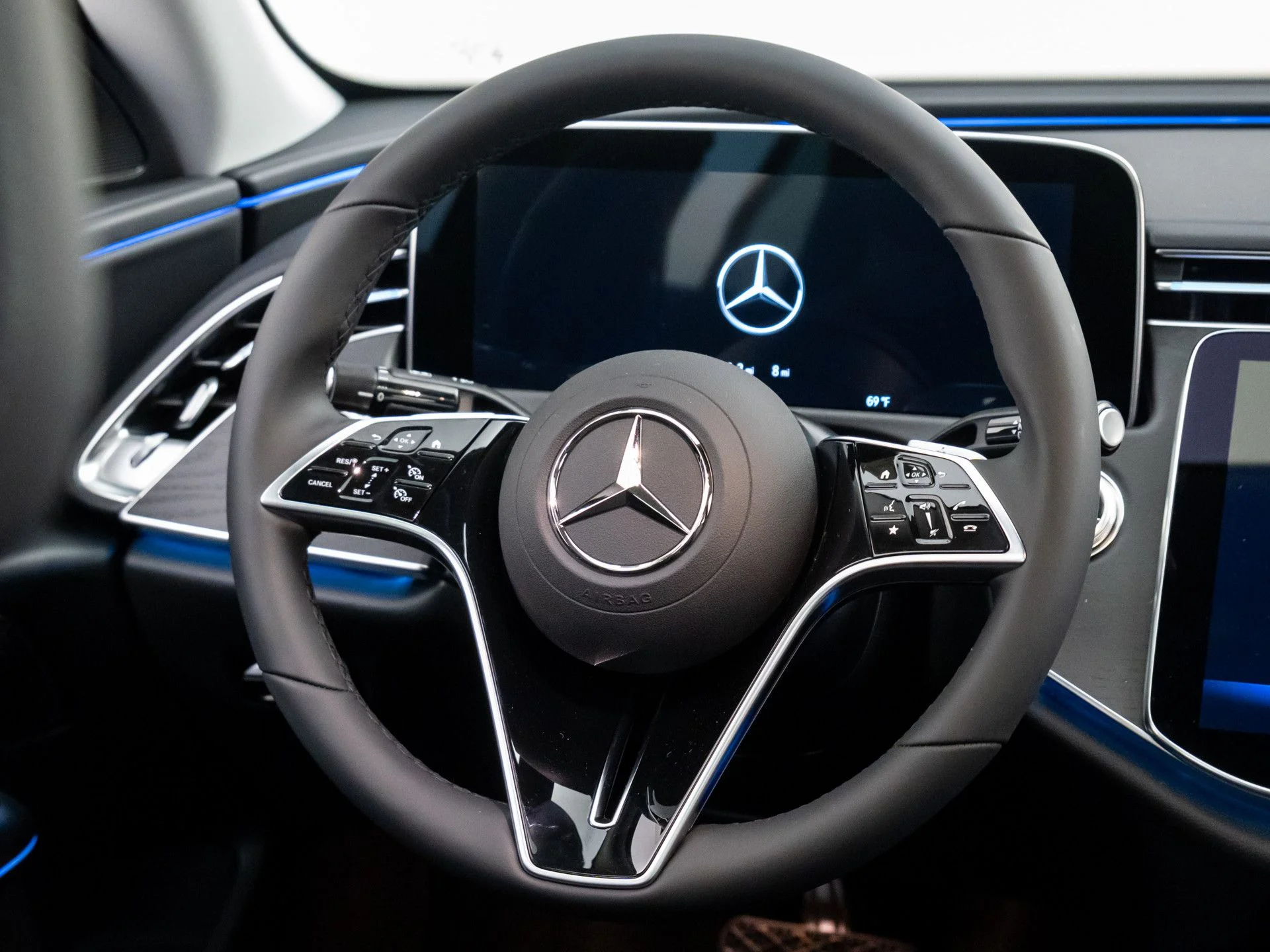 New 2026 Black Mercedes-Benz E 350 image 11