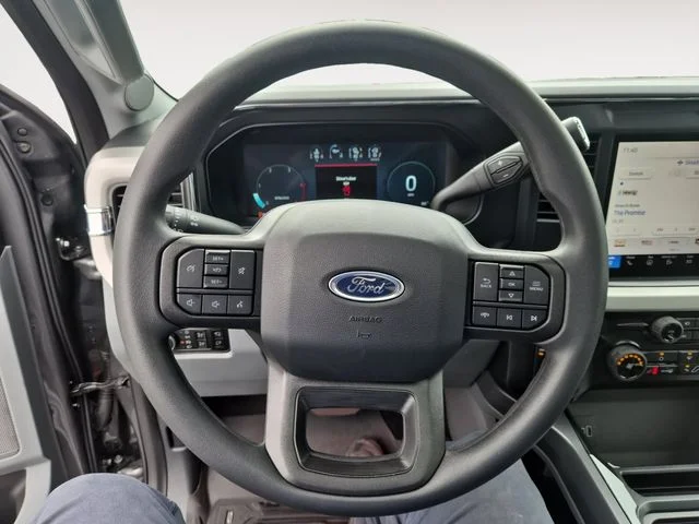 2025 Ford F-250 Super Duty XLT - Photo 13