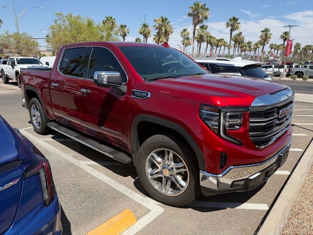 Used 2025 Volcanic Red Tintcoat GMC SLT image 3