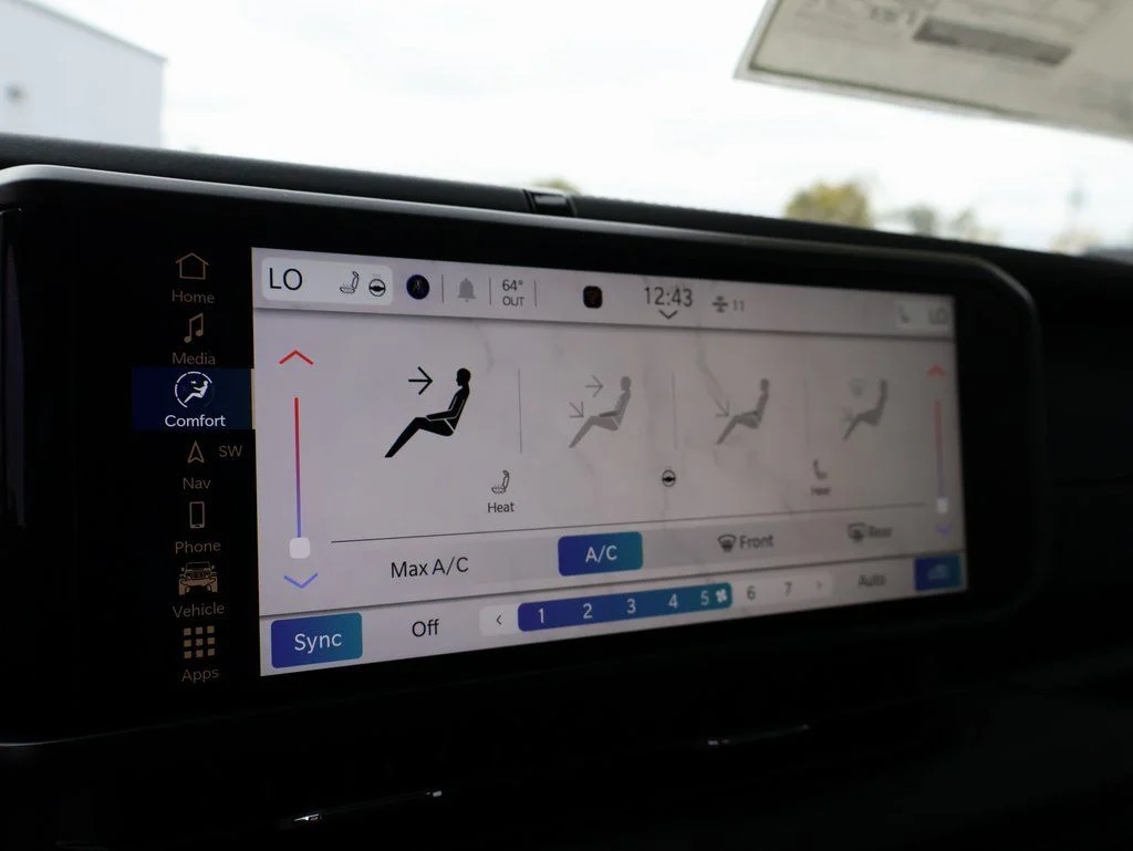 2026 Jeep Wrangler 4-Door Sahara - Photo 32